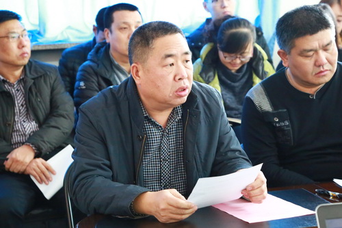 綜合辦公室主任梁東生宣讀考核匯報會的總體要求、注意事項及匯報順序