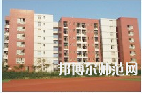 重慶市經(jīng)貿(mào)幼師中等專業(yè)學校