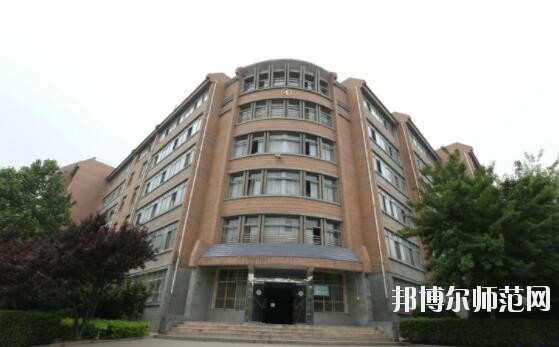 三門峽職業(yè)技術師范學院招生辦聯(lián)系電話