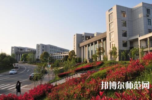 隨州職業(yè)技術師范學院網(wǎng)站網(wǎng)址
