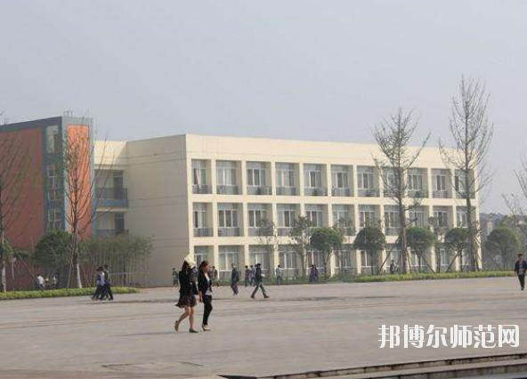 崇州幼兒師范電子職業(yè)技術(shù)學(xué)校2020年報(bào)名條件、招生要求、招生對(duì)象