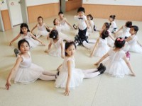 成都2020年幼師學校和中專有哪些區(qū)別