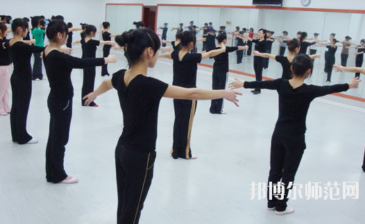 白銀2020年中專幼師學(xué)?？梢钥即髮? width=