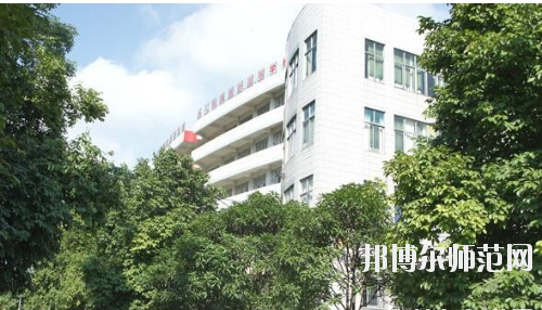 廣西現(xiàn)代職業(yè)技術(shù)師范學(xué)院怎么樣、好不好