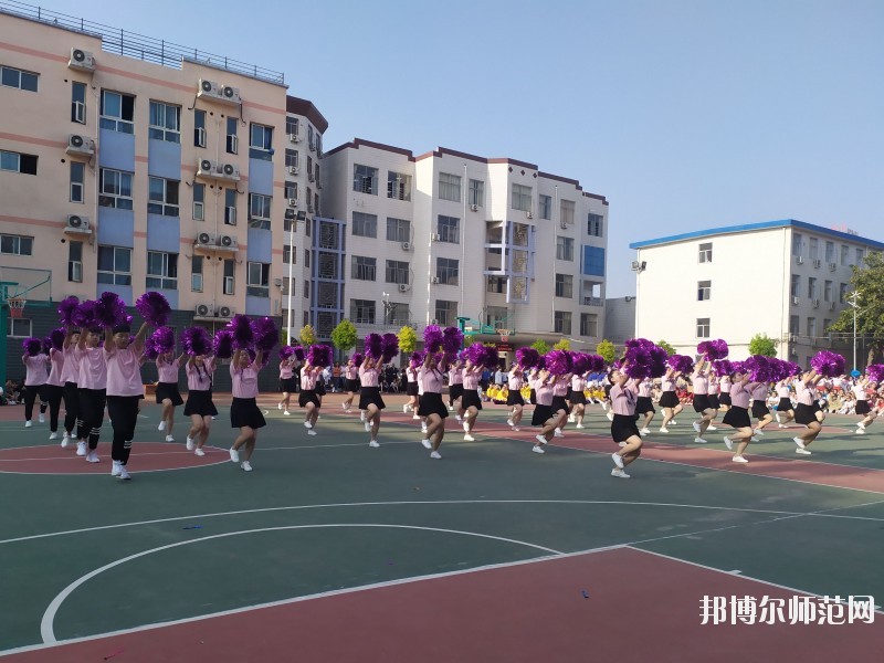 汕頭職業(yè)技術(shù)師范學(xué)院地址在哪里？