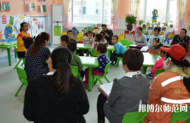 滄州2021年去讀幼師學(xué)校學(xué)什么對以后好一點(diǎn)