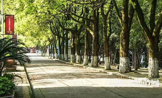 咸寧職業(yè)技術(shù)師范學院2023年怎么樣、好不好