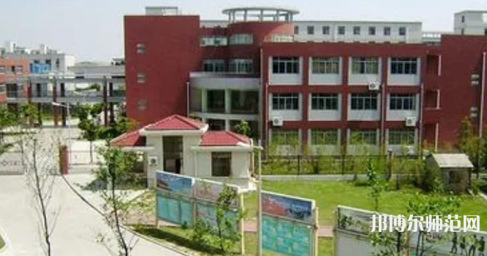 上海大學師范學院嘉定校區(qū)2023年怎么樣、好不好