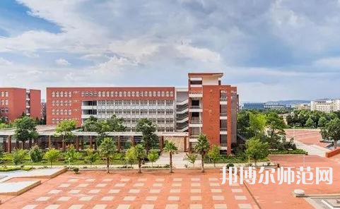 黔南民族幼兒師范高等?？茖W校2023網站網址
