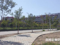 烏魯木齊職業(yè)師范大學(xué)2023年報(bào)名條件、招生要求、招生對(duì)象