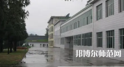 2023年四川彝文幼兒師范學(xué)校報名條件、招生對象